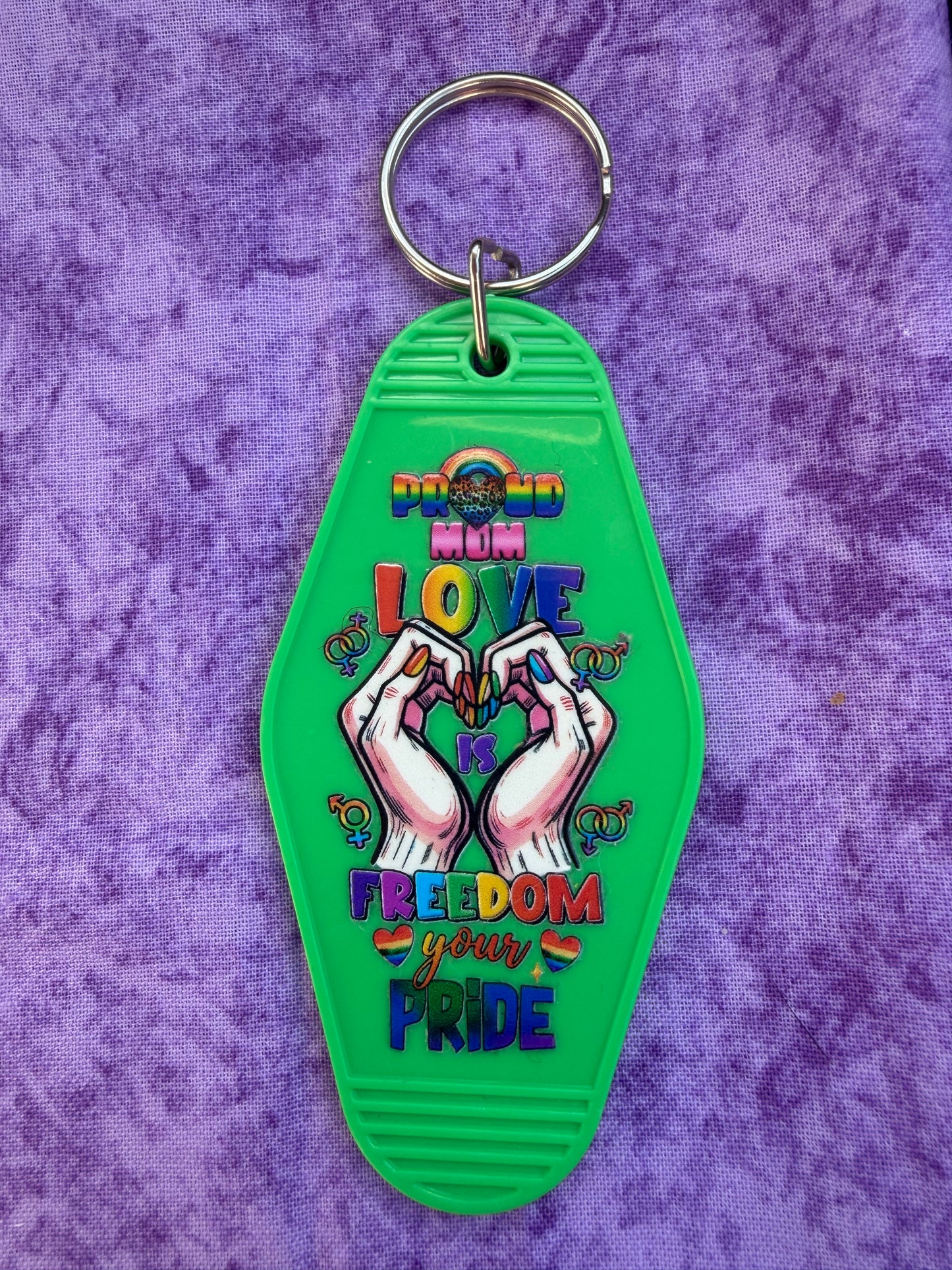 Proud Mom Love - Hotel Keychain