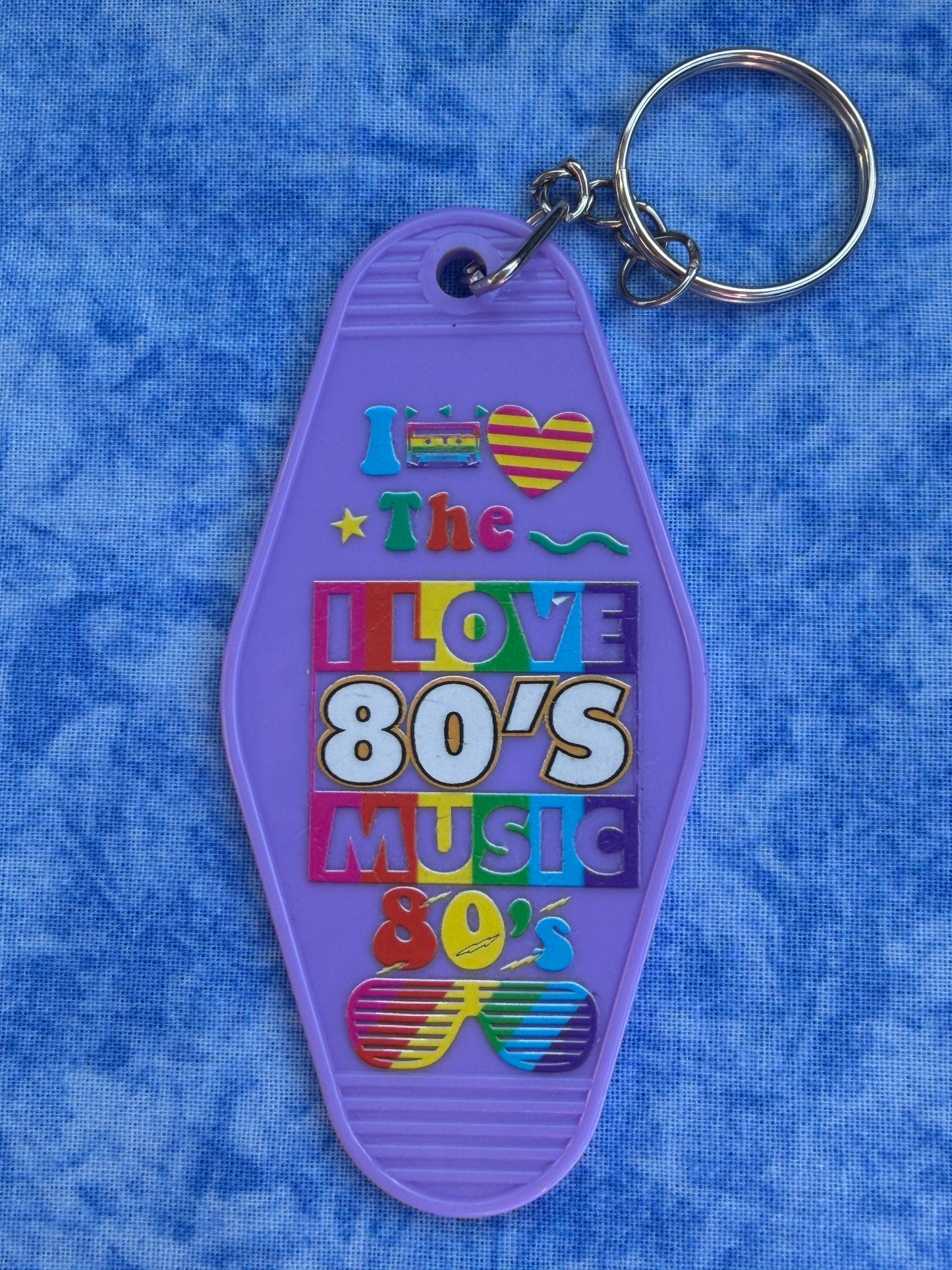 I Love The 80s Music Purple - Hotel Keychain