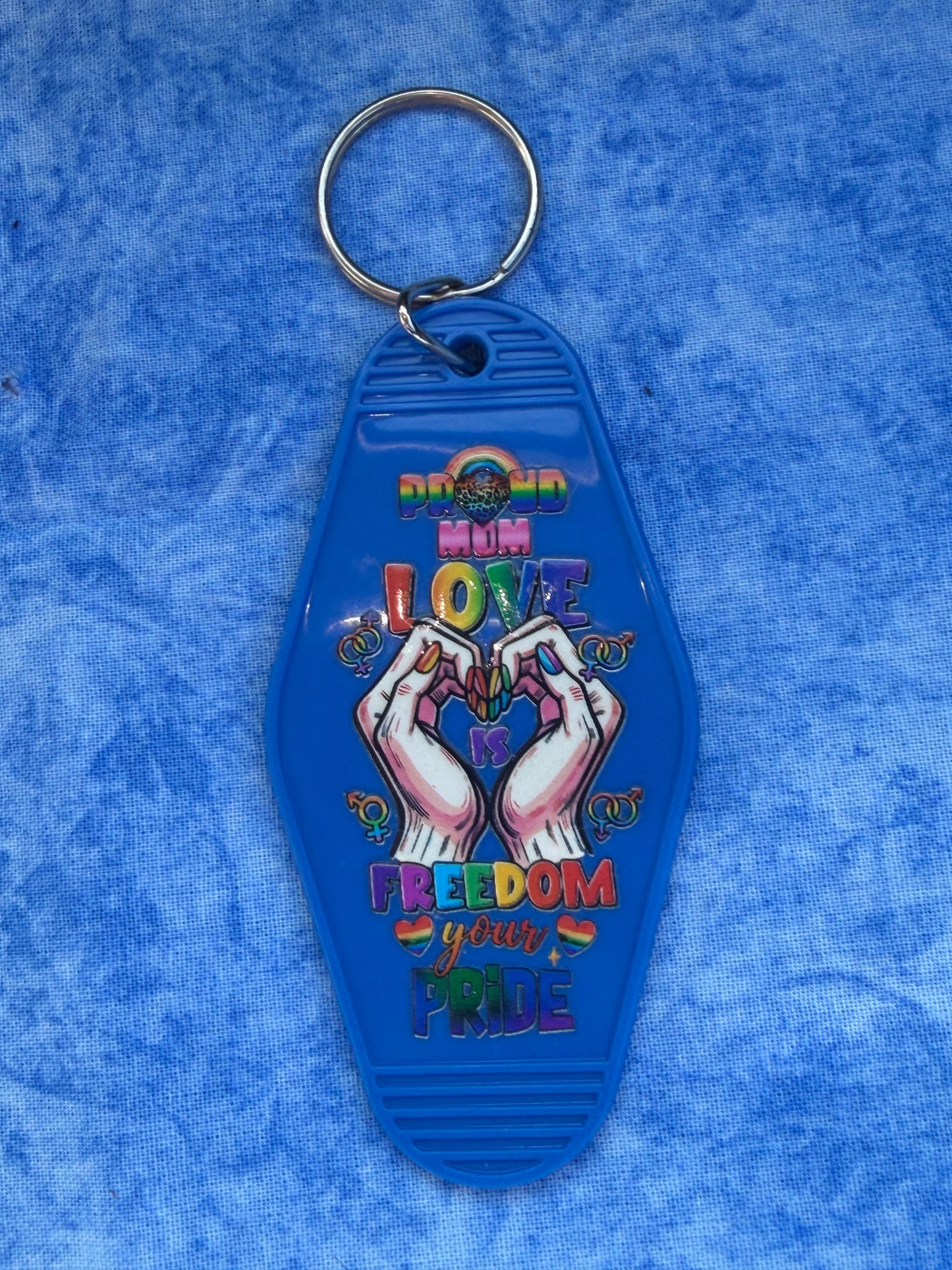 Proud Mom Love Blue - Hotel Keychain
