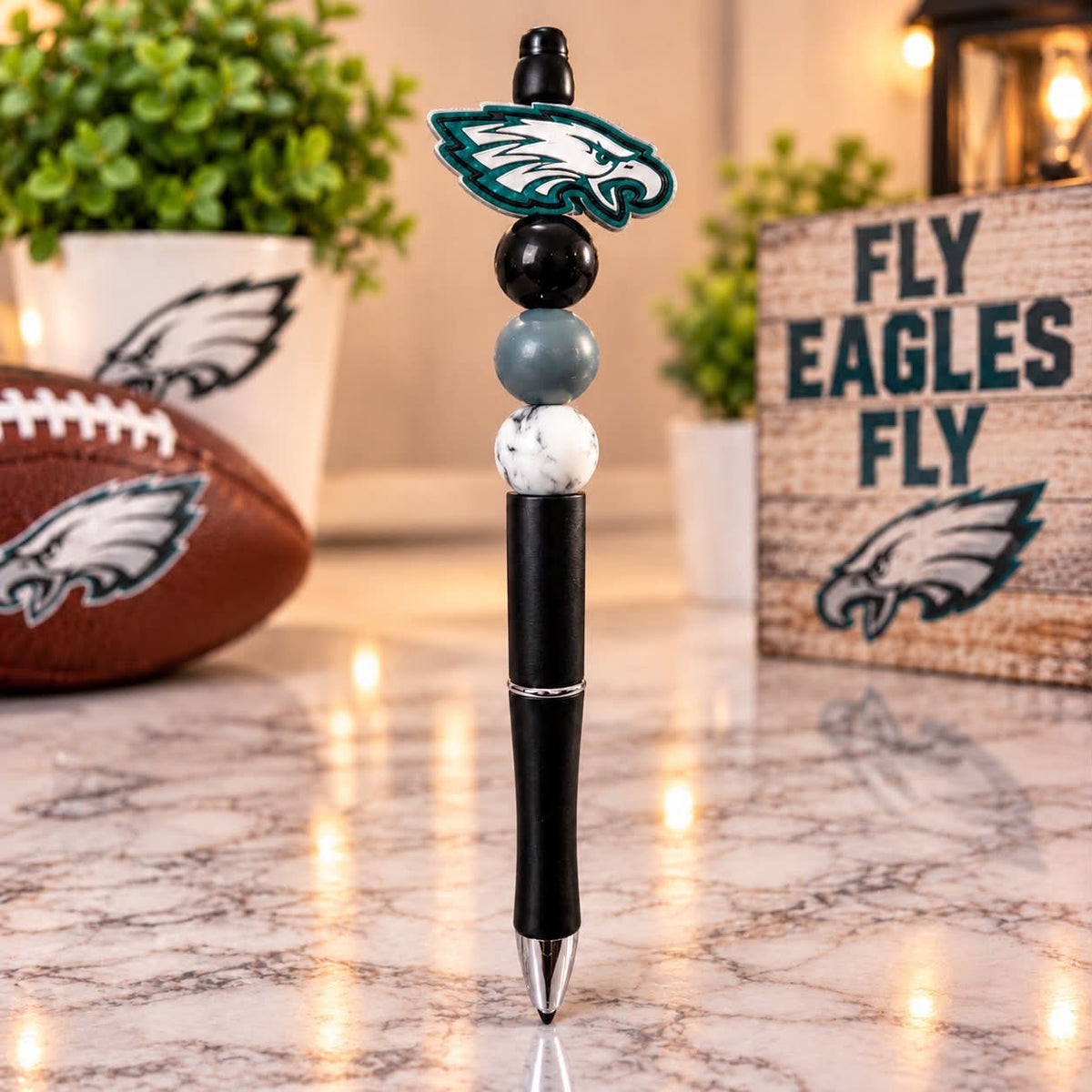 Bird Ball Green and Black - Beaded Pen