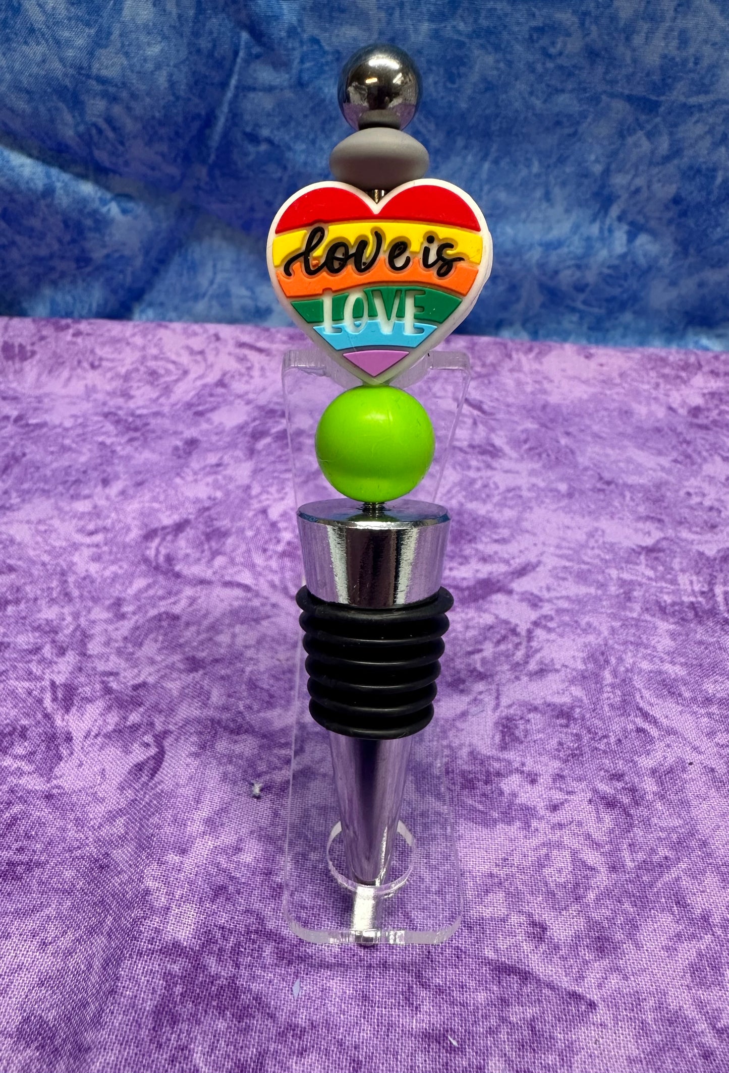 Love is love green  - wine stopper