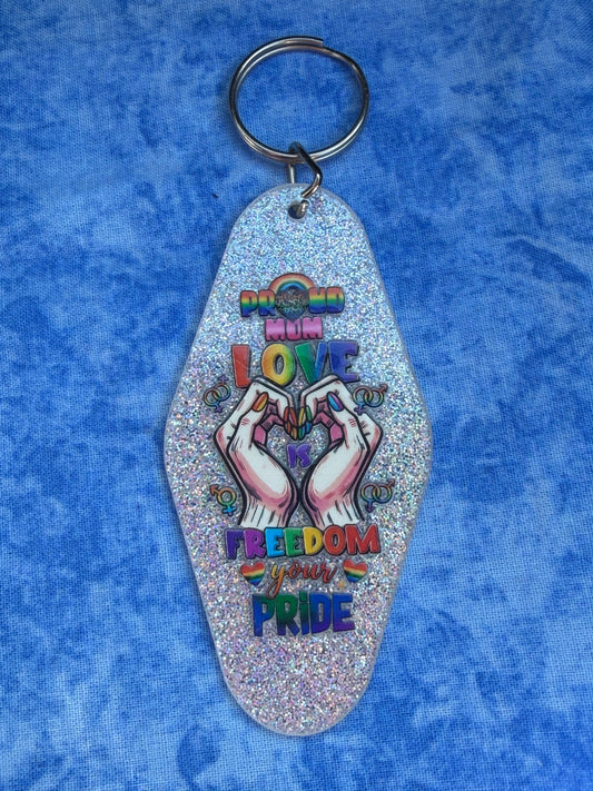 Pride Mom Love Glitter Silver- Hotel Keychain